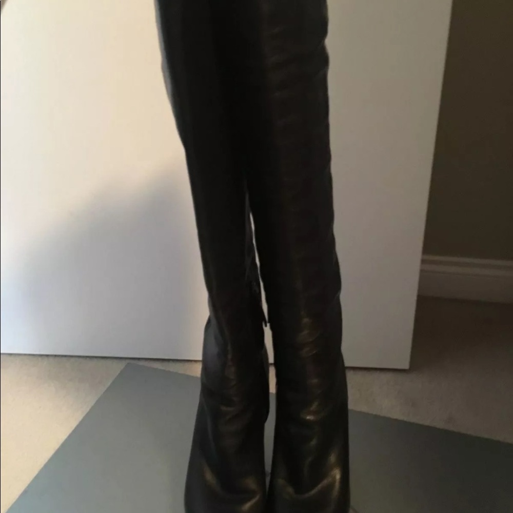 Prada heels boots size 39 color black - Picture 2 of 8